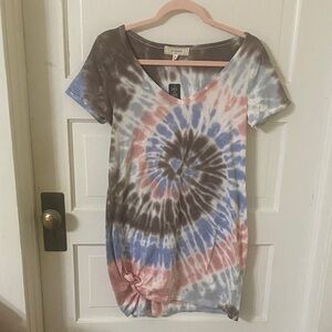 No Comment Ny+ La Colorful Tie-Dye V-Neck Short Sleeve Top Medium